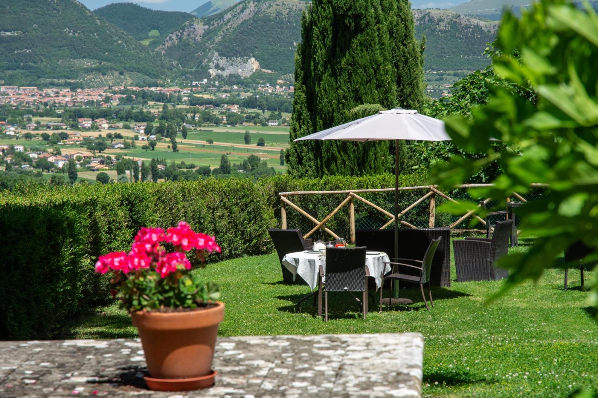 Antica Residenza Montereano Villa Gubbio Exterior photo